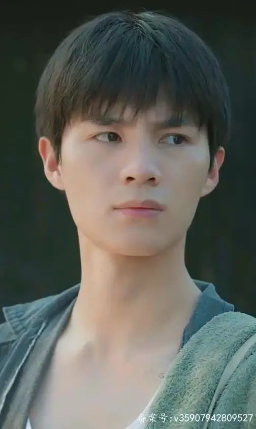 《武神2024》影评：末世英雄的崛起与救赎，燃爆肾上腺素的东方废土史诗！